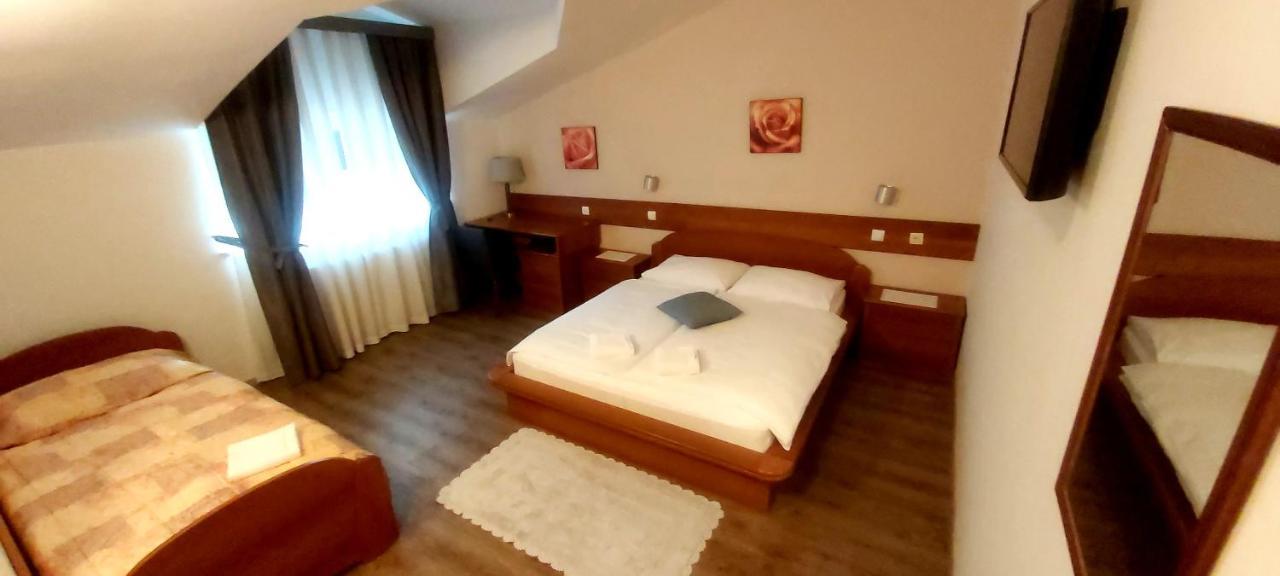 Gostisce Jazbec - Idrsko - Kobarid Hotell Exteriör bild
